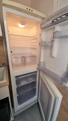 Cuisine ou kitchenette dans l'établissement appartement plage de la Salis