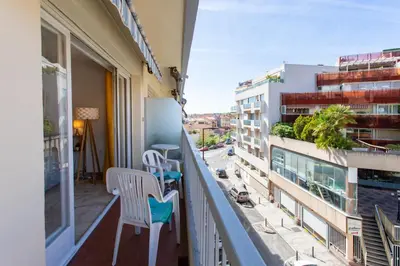 Balcon ou terrasse dans l'établissement Studio Antibes 5min Train Station & Sea - AC & Balcony