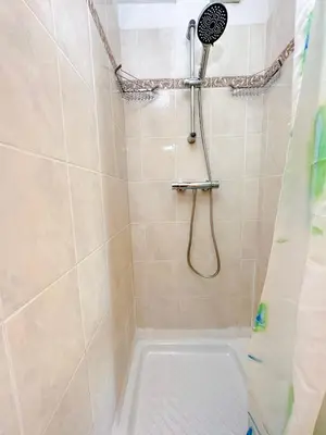 Salle de bains dans l'établissement Charming Apartment in Cannes 10-min to beach