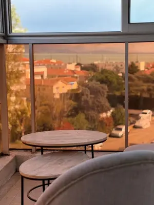 Balcon ou terrasse dans l'établissement Dernier étage vue mer avec parking et piscine