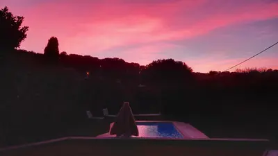 Lever ou coucher de soleil vu de l'appartement ou à proximité
