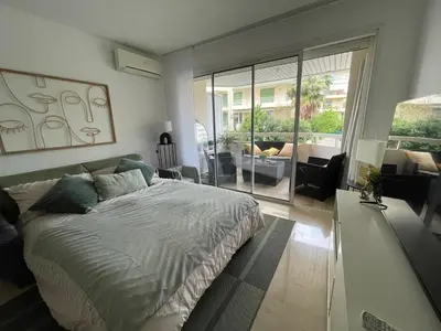 Un ou plusieurs lits dans un hébergement de l'établissement Appartement 2 pièces à Cannes