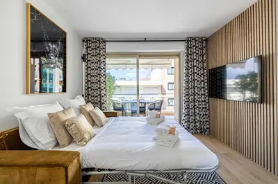 Un ou plusieurs lits dans un hébergement de l'établissement Harmony with private terrace - near Croisette