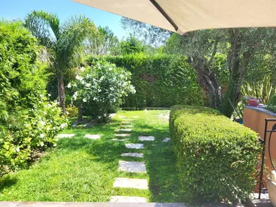 Jardin de l'établissement Villa in Biot