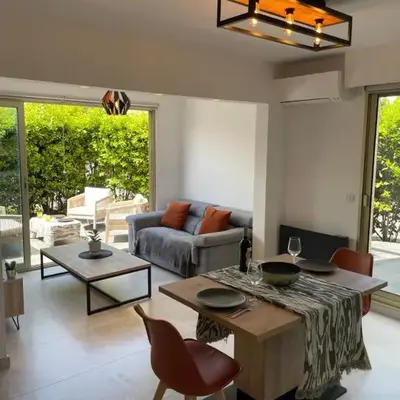 Bali vibes piscine tennis wifi AC Clim