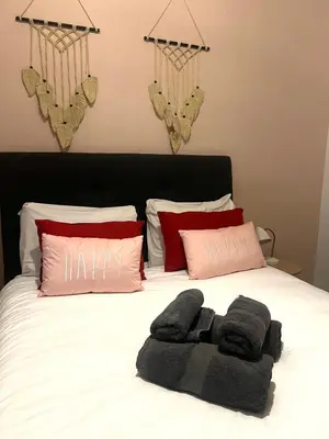 Un ou plusieurs lits dans un hébergement de l'établissement Le contemporain - Golfe Juan - 5 min des plages - 10 min de Cannes!