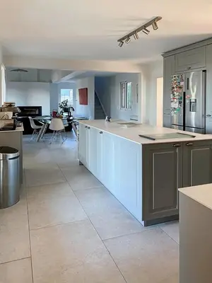 Cuisine ou kitchenette dans l'établissement La Pastourelle - 360 Sea , Cap d'Antibes & Mountain View