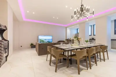 Plan de l'établissement Bliss Triplex - Hyper Centre - Sauna - BBQ - Jacuzzi - LRACANNES