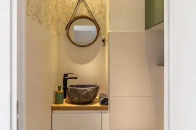 Plan de l'établissement LE SELI, Luxueux 2 pièces, centre d'Antibes