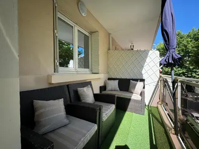 Coin salon dans l'établissement Beau 3P à 4 min des plages centre Juan Les Pins