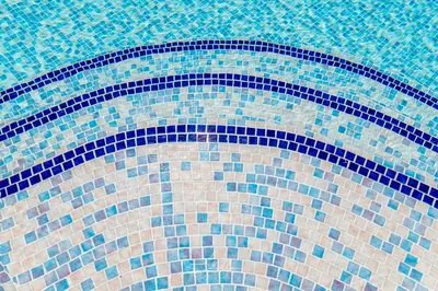 Piscine de l'établissement Montfleuri ou située à proximité