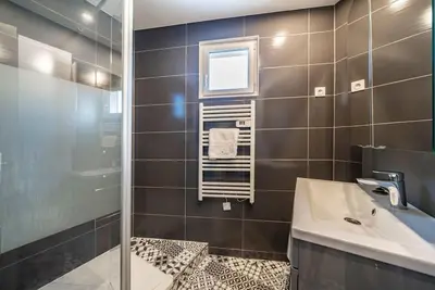 Salle de bains dans l'établissement Centre ville Croisette