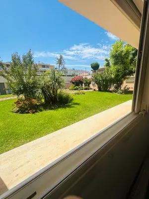 Jardin de l'établissement Charmant Studio à 5 minutes des plages