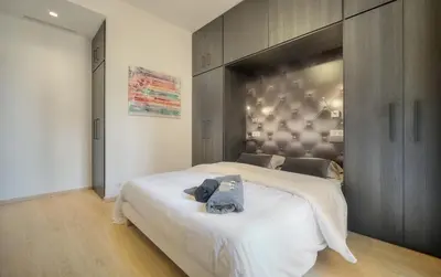 Un ou plusieurs lits dans un hébergement de l'établissement TOP renovated 1 bedroom near Palais 2P1 by RIVAEVENT