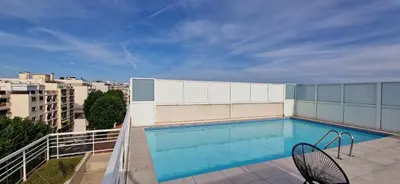 Piscine de l'établissement Juan 4 prs, clim, 300m plage, piscine, parking ou située à proximité