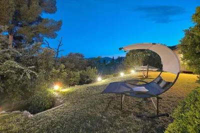 Jardin de l'établissement FRGK Dream Villa with Sea View Overlooking Cap d'Antibes Pool Ultra-Fast Wi-Fi