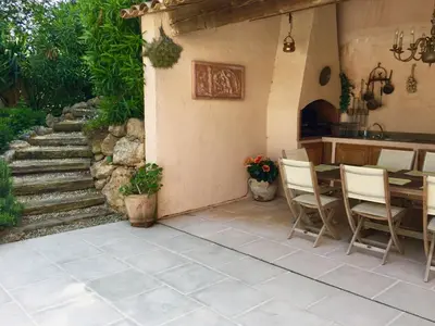 Plan de l'établissement Villa Pokade climatisée de 235 m2 piscine sans vis à vis grand jardin totalement clos