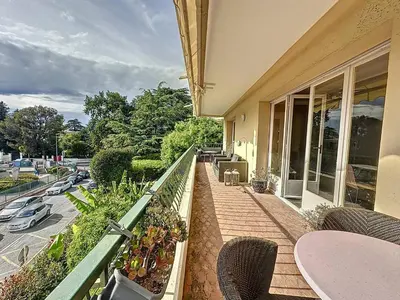 Plan de l'établissement MIA2 - 3 pièces avec terrasse