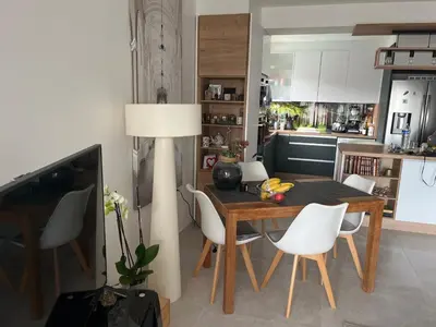 Cuisine ou kitchenette dans l'établissement Chambre cosy dans T3