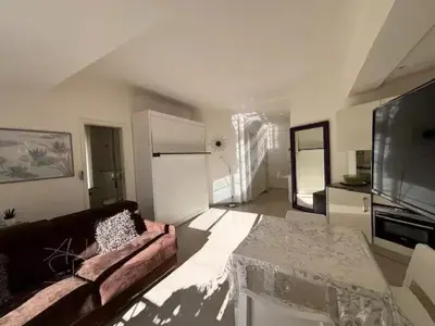 Cuisine ou kitchenette dans l'établissement Elegant studio a 50m de la Croisette et ses plages - Ada Serenity Beach