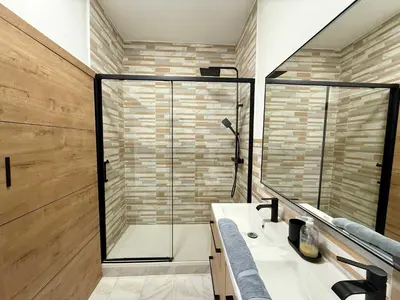 Salle de bains dans l'établissement A006 Superbe Appartement dans le Carre d'Or-Cannes