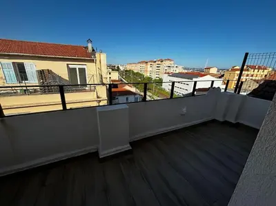 Balcon ou terrasse dans l'établissement ROOFTOP vue mer