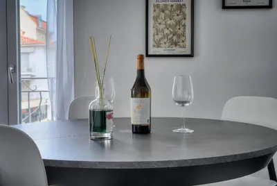 Boissons dans l'établissement Design 2 pièces CARRE D'OR -COEUR DE CANNES A1B205