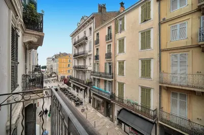 Plan de l'établissement Design 2 pièces CARRE D'OR -COEUR DE CANNES A1B205