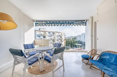 Coin salon dans l'établissement A056 - Nice Studio Cannes centre with parking
