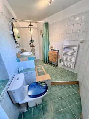 Salle de bains dans l'établissement BEAU STUDIO pour 4 p à 5 mn de la plage