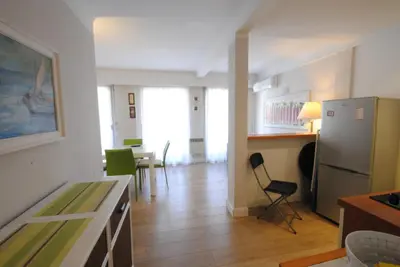 Plan de l'établissement superbe appartement tout confort beg4012