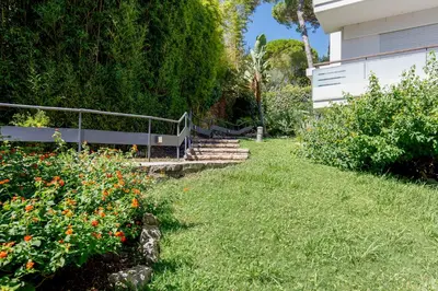 Jardin de l'établissement Studio très spacieux et Design LE BELLA Climatisé