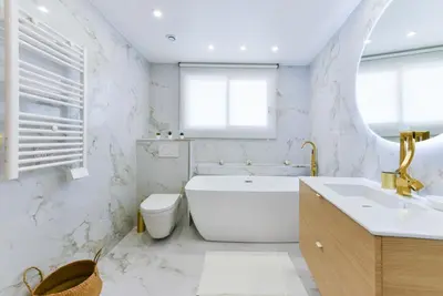 Salle de bains dans l'établissement Hypercentre - 5mn croisette - Palais - Plage - CF
