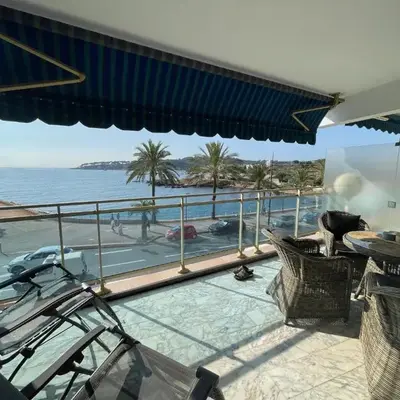 Appartement Antibes terrasse en front de mer