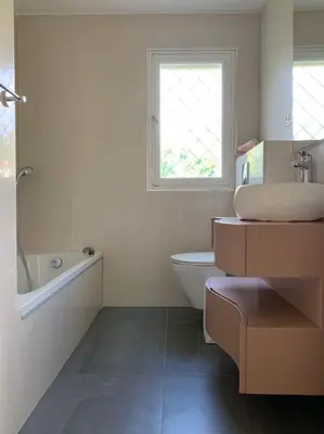 Salle de bains dans l'établissement Grande villa californienne calme près de la mer
