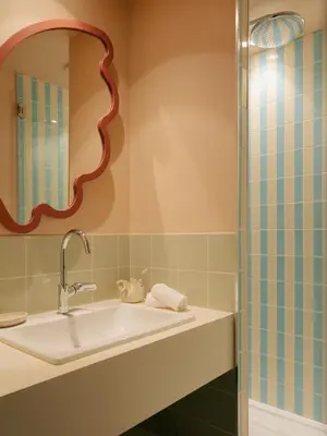 Salle de bains dans l'établissement Edgar Suites Cannes - Rue d'Antibes