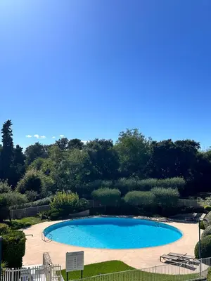Piscine de l'établissement STUDIO HORIZON - SEA VIEW - POOL- Air Conditioner - Kitchen - Wifi -TV Train - Bus - ou située à proximité
