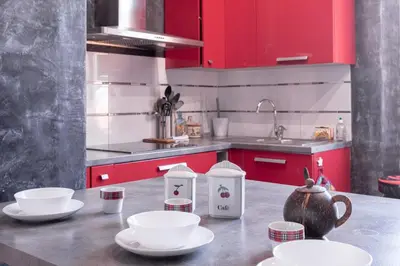 Cuisine ou kitchenette dans l'établissement The Artists’ Retreat – Comfort in the Heart of Cannes