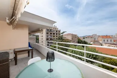 Plan de l'établissement Cœur de Cannes Élégance & Détente avec Terrasse