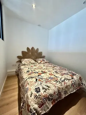Un ou plusieurs lits dans un hébergement de l'établissement Seaside Serenity - Antibes - Beachfront Apartment -