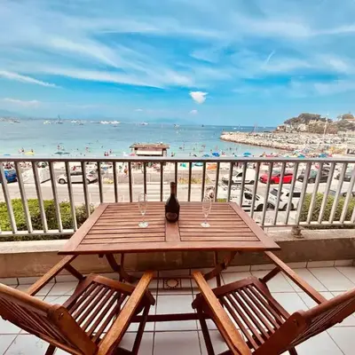Seaside Serenity - Antibes - Beachfront Apartment -