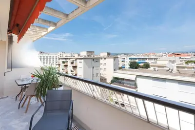 Balcon ou terrasse dans l'établissement 1-Br Renovated Near Croisette