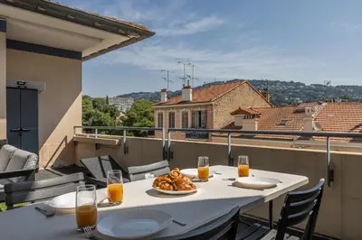 Nourriture dans l'appartement ou à proximité