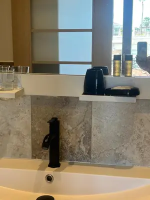 Salle de bains dans l'établissement Villa Gabriel