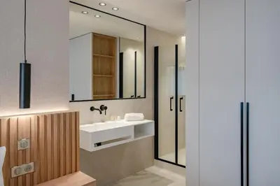 Salle de bains dans l'établissement Beautiful 3 bedroom fully renovated