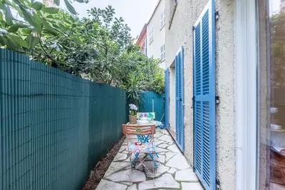 Plan de l'établissement LB Vacation Rentals I Spacious 2BR Apartment with Terrace, Balcony