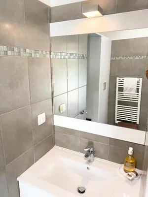 Salle de bains dans l'établissement Proche Palais Des Festivals - Croisette,Studio Bella - Palmazur Vacances