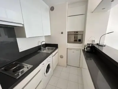 Cuisine ou kitchenette dans l'établissement 204 - Cannes La Croisette - Studio face mer avec balcon