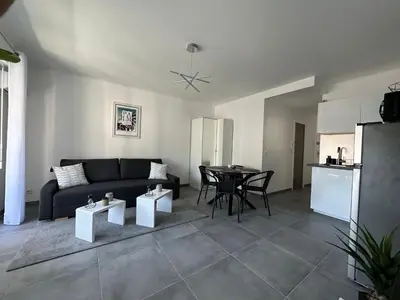 Coin salon dans l'établissement Appartement cosy à 2 pas de la Croisette