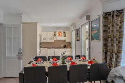 Plan de l'établissement Le Jardin Secret by Golden Riviera Terrasses & accès plage